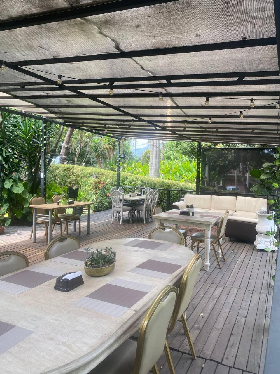 Hotel Aromax Del Campestre Medellin Bagian luar foto