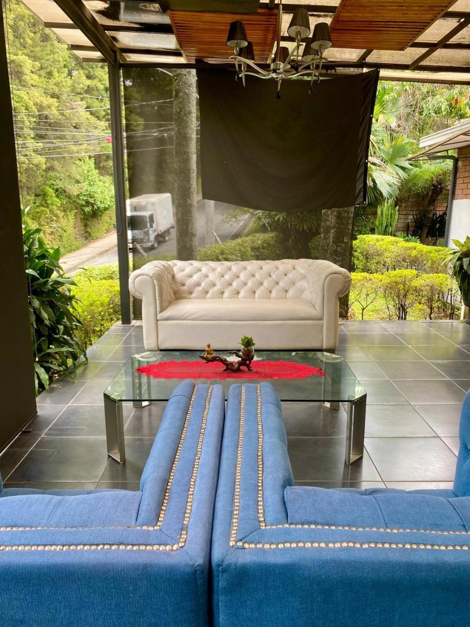 Hotel Aromax Del Campestre Medellin Bagian luar foto