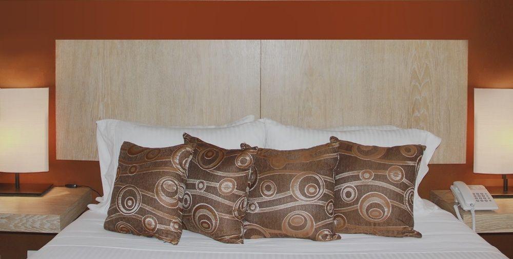 Hotel Aromax Del Campestre Medellin Bagian luar foto