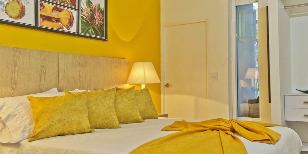 Hotel Aromax Del Campestre Medellin Bagian luar foto