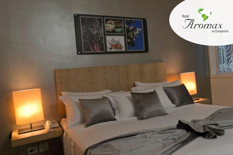 Hotel Aromax Del Campestre Medellin Bagian luar foto
